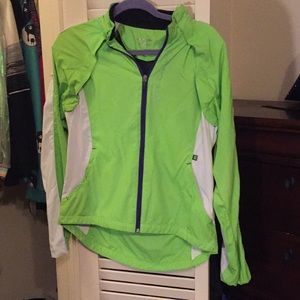 Convertible green Cannondale cycling windbreaker